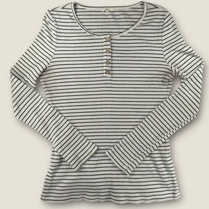 Easel Black and White‎ Striped Long Sleeve Top